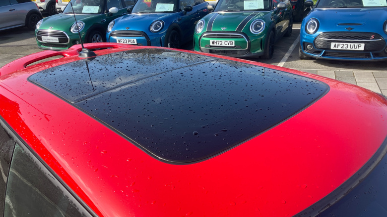 MINI Hatchback 2.0 John Cooper Works Premium 3dr Auto Petrol Hatchback